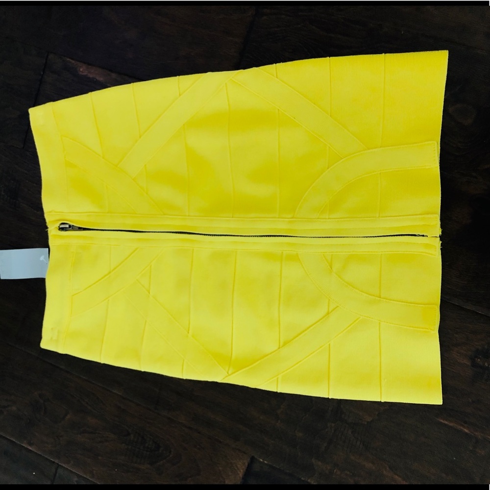 Medium bodycon skirt